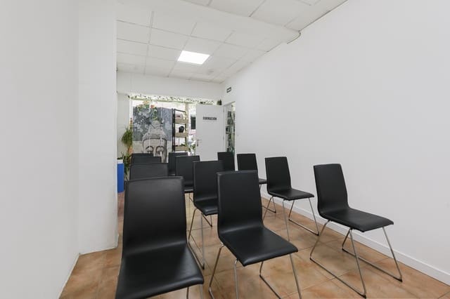 Yritys myytävänä paikassa Granada kaupunki - 35 000 € (Ref: 9100918)