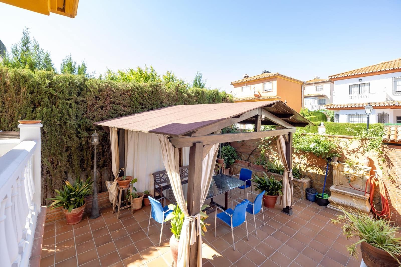 5 soveværelse Villa til salg i Cullar Vega med swimmingpool garage - € 370.000 (Ref: 9103066)