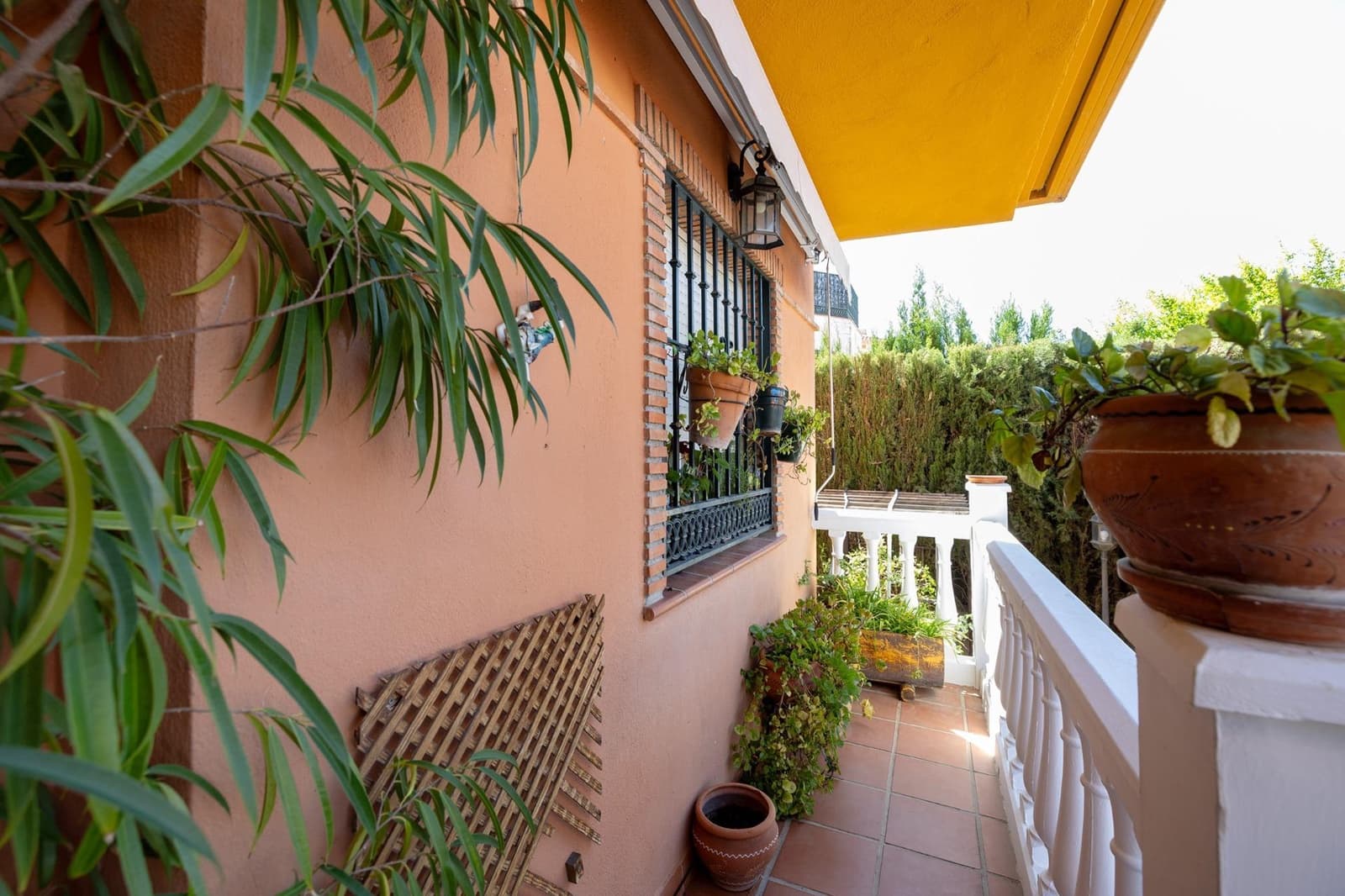 5 soveværelse Villa til salg i Cullar Vega med swimmingpool garage - € 370.000 (Ref: 9103066)