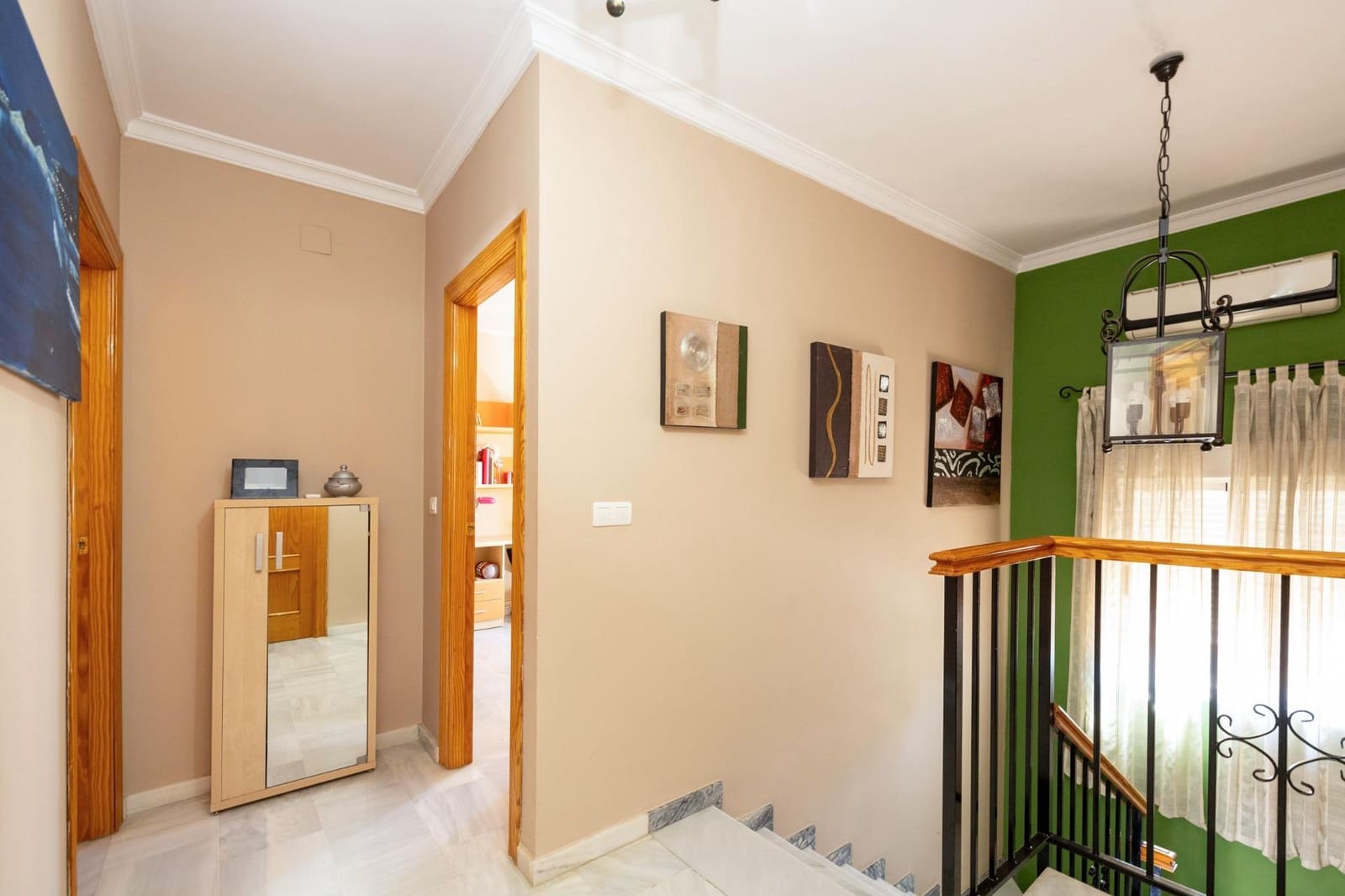 5 soveværelse Villa til salg i Cullar Vega med swimmingpool garage - € 370.000 (Ref: 9103066)