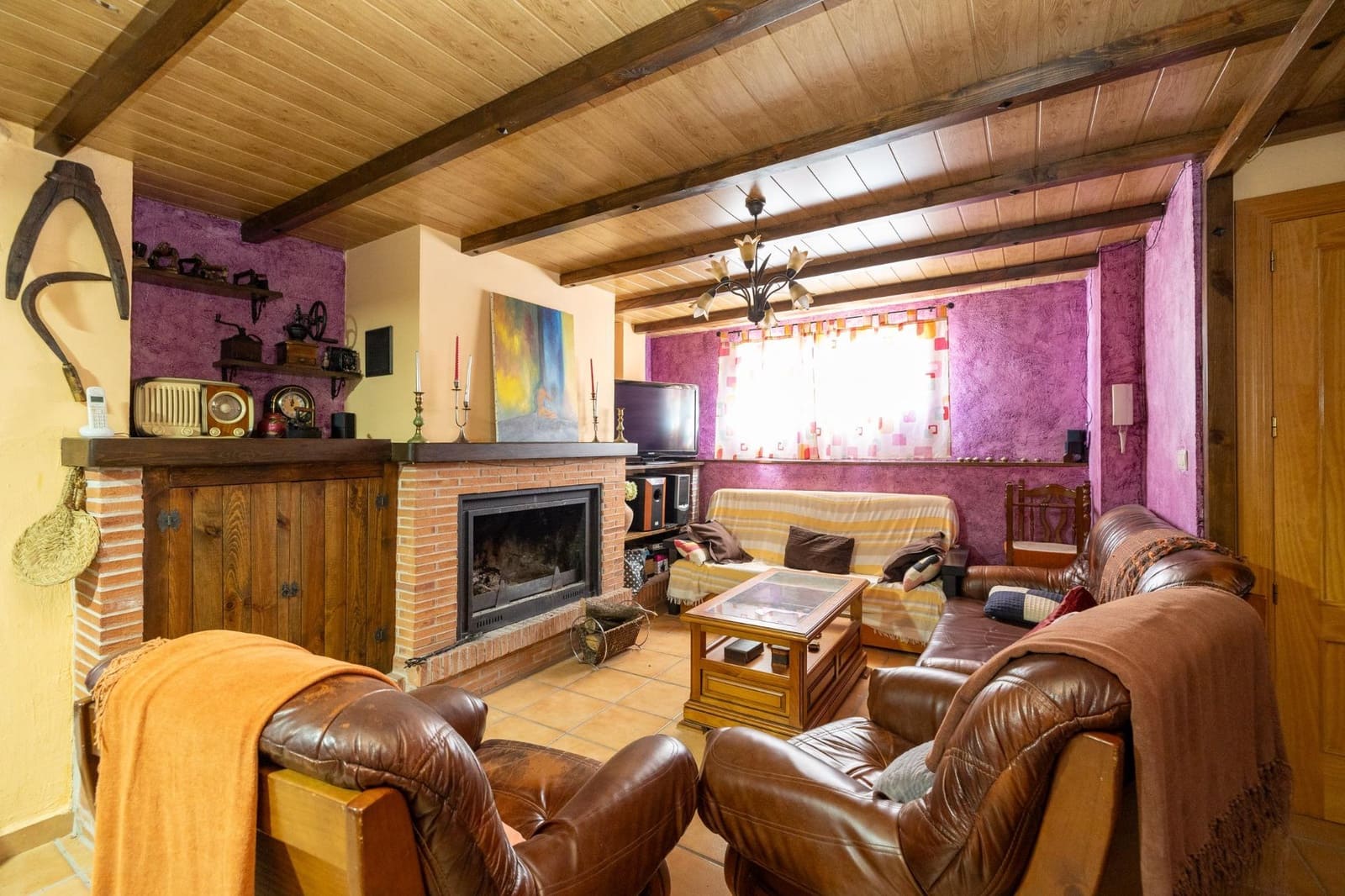 5 soveværelse Villa til salg i Cullar Vega med swimmingpool garage - € 370.000 (Ref: 9103066)