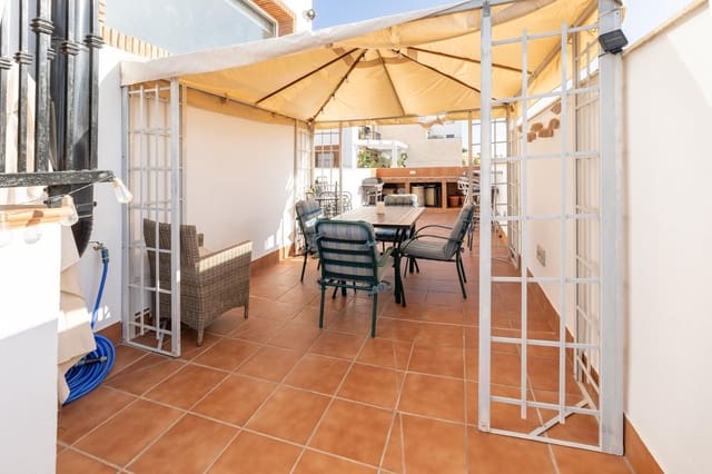 4 slaapkamer Halfvrijstaande villa te koop in Alhama de Granada - € 229.000 (Ref: 9104826)