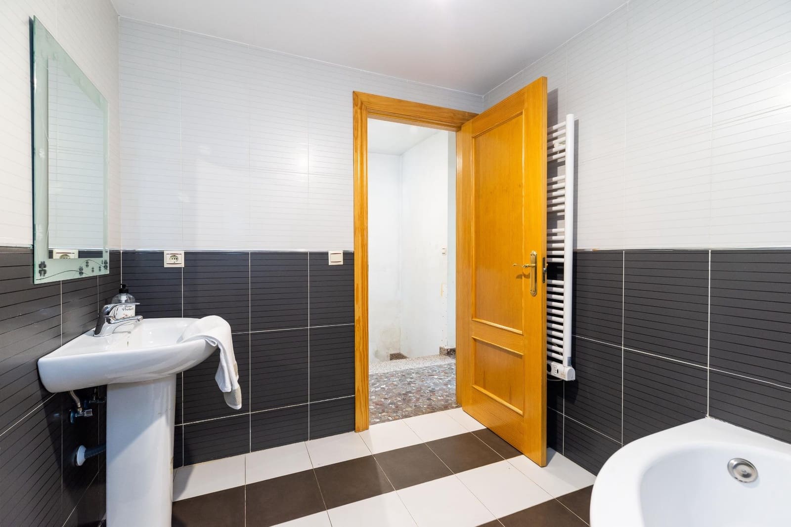 3 soveværelse Byhus til salg i Cogollos Vega - € 124.900 (Ref: 9106677)