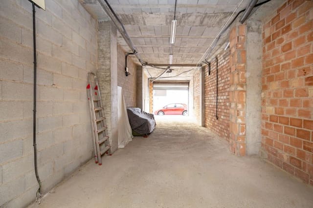 Commercial for sale in Peligros - € 59,000 (Ref: 9108929)