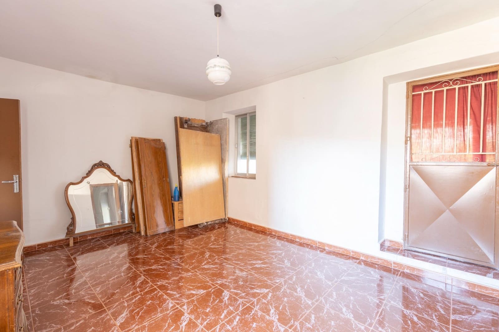 4 soveværelse Byhus til salg i Padul med garage - € 183.000 (Ref: 9108941)