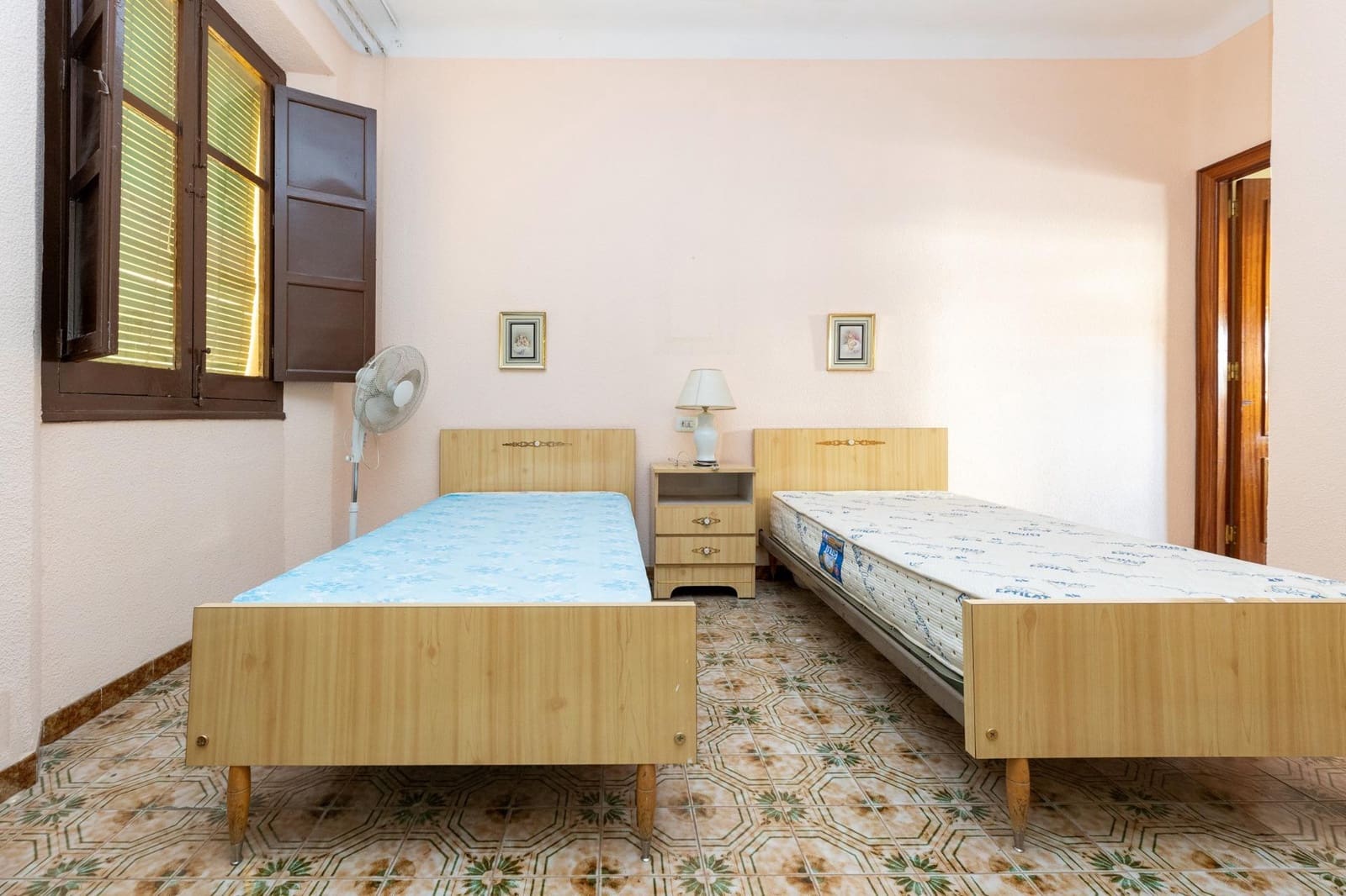 4 soverom Leilighet til salgs i Granada by - € 250 000 (Ref: 9110528)