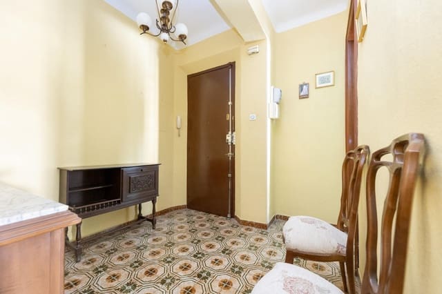 4 makuuhuone Asunto myytävänä paikassa Granada kaupunki - 250 000 € (Ref: 9110528)