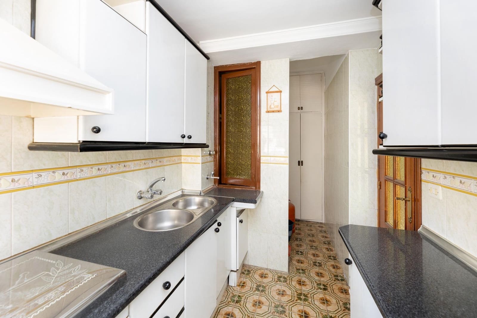 4 soverom Leilighet til salgs i Granada by - € 250 000 (Ref: 9110528)