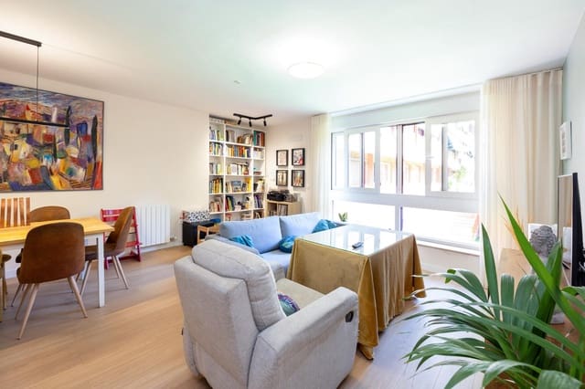 3 camera da letto Appartamento in vendita in Pajaritos - Plaza de Toros, Granada città con piscina garage - 380.000 € (Rif: 9114321)