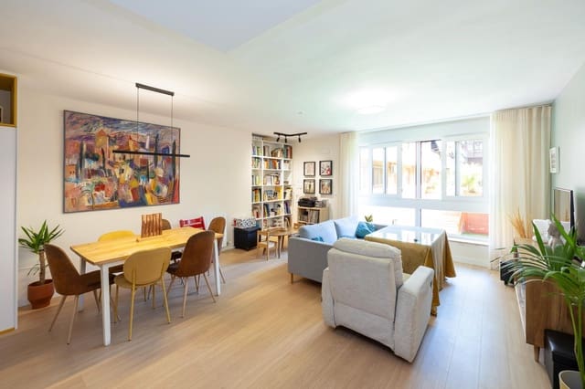 3 camera da letto Appartamento in vendita in Pajaritos - Plaza de Toros, Granada città con piscina garage - 380.000 € (Rif: 9114321)