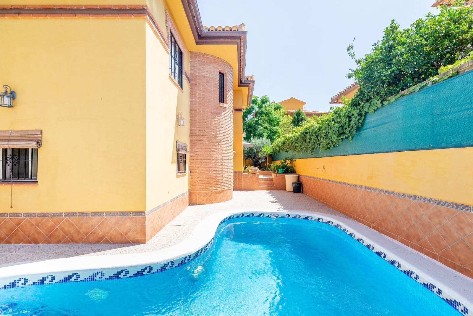 5 soveværelse Villa til salg i Cullar Vega med swimmingpool garage - € 349.900 (Ref: 9114323)