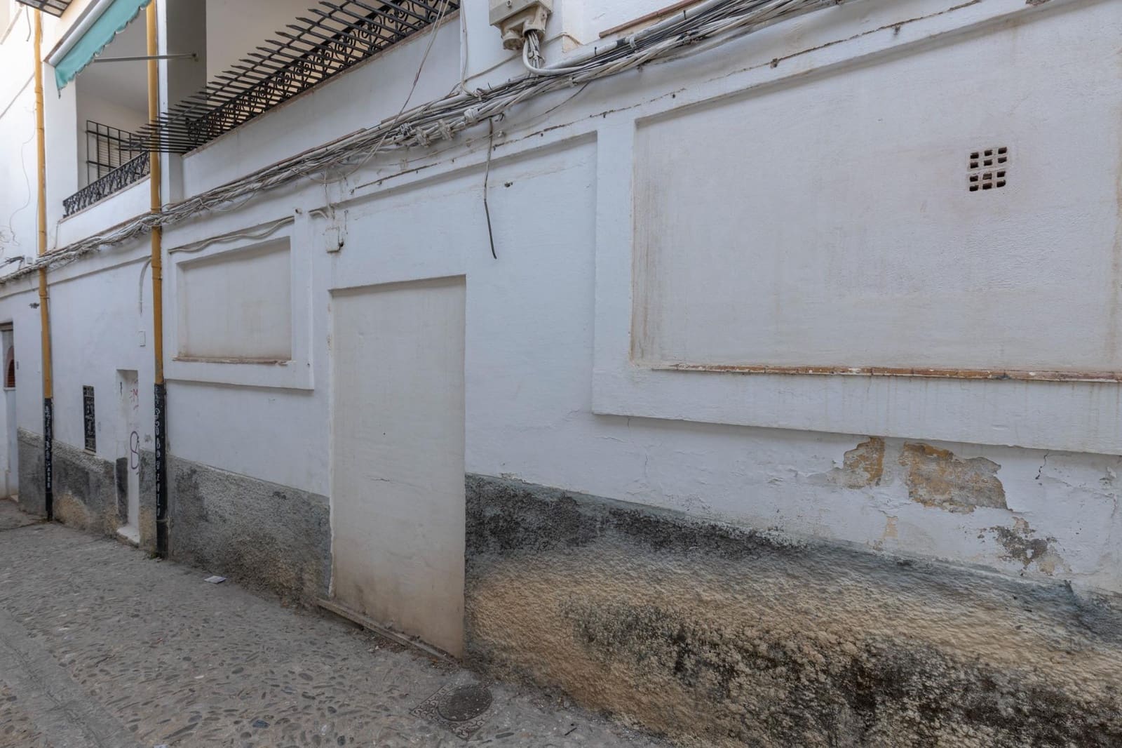 Hus til salgs i Granada by - € 1 500 000 (Ref: 9114325)