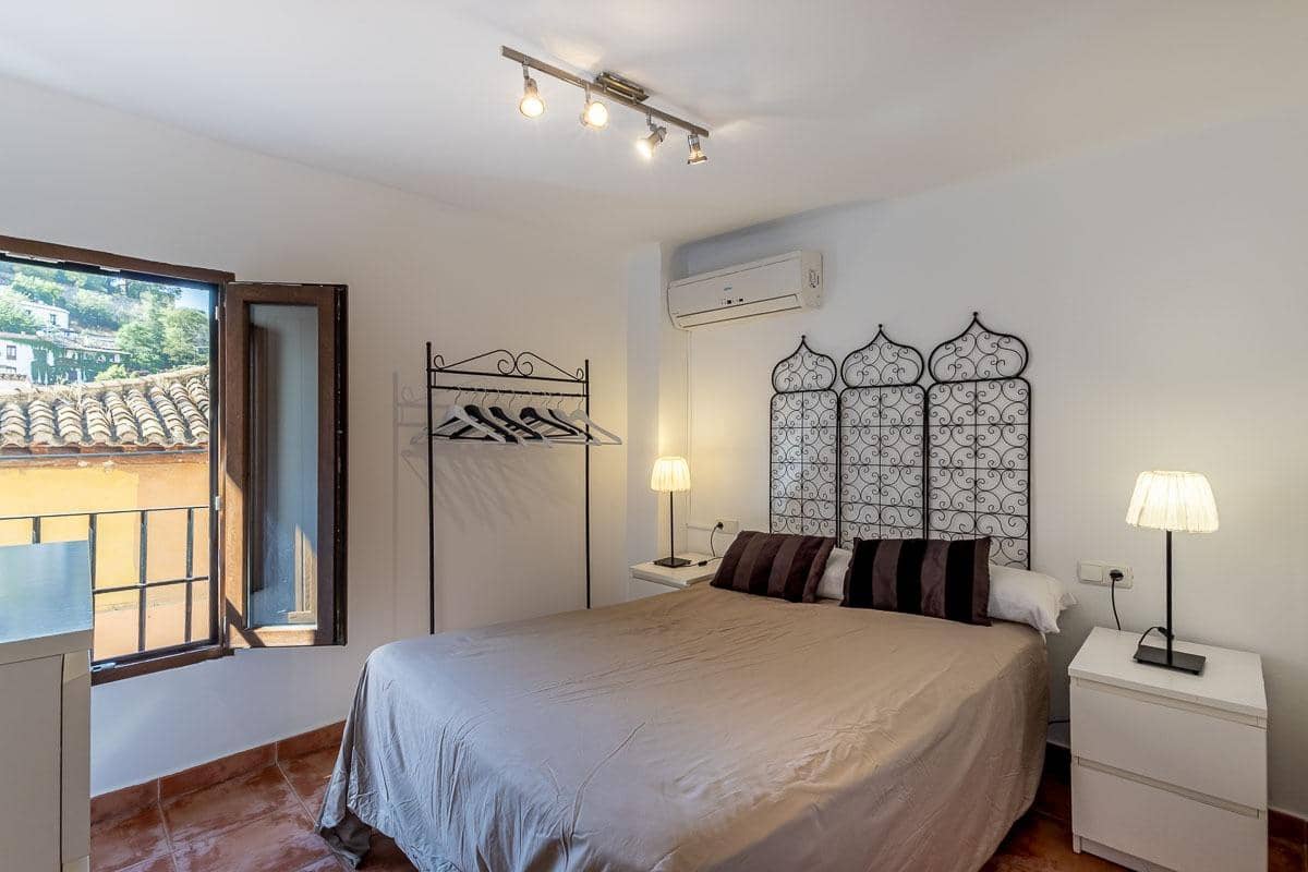 2 quarto Casa em Banda para venda em Granada cidade - 258 000 € (Ref: 9114328)