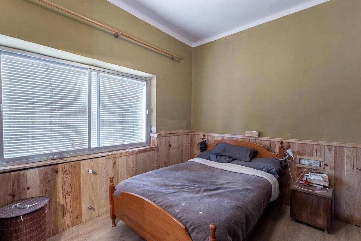 7 soveværelse Finca/Landehus til salg i Purullena med swimmingpool garage - € 395.000 (Ref: 9116312)