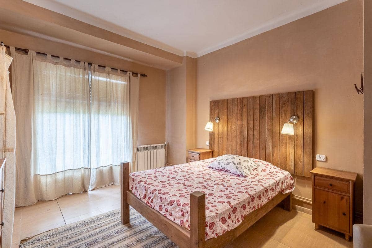 7 soveværelse Finca/Landehus til salg i Purullena med swimmingpool garage - € 395.000 (Ref: 9116312)