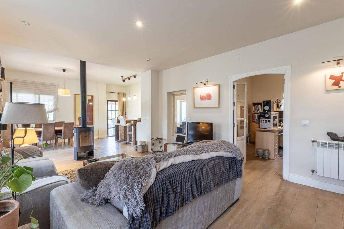 7 soveværelse Finca/Landehus til salg i Purullena med swimmingpool garage - € 395.000 (Ref: 9116312)