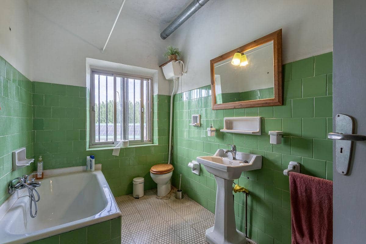 7 soveværelse Finca/Landehus til salg i Purullena med swimmingpool garage - € 395.000 (Ref: 9116312)