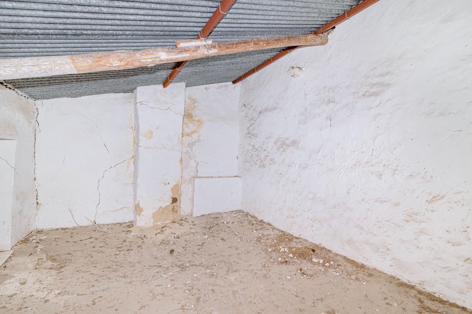 3 soveværelse Byhus til salg i Loja - € 8.900 (Ref: 9118911)