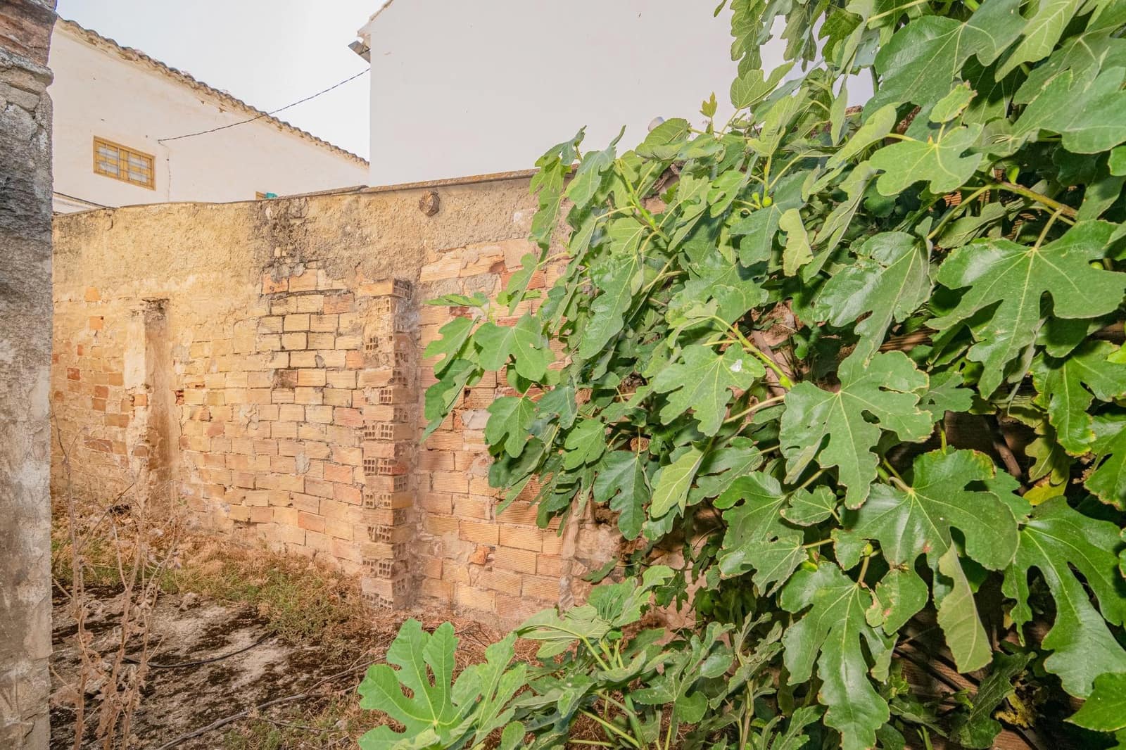 3 soveværelse Byhus til salg i Loja - € 8.900 (Ref: 9118911)