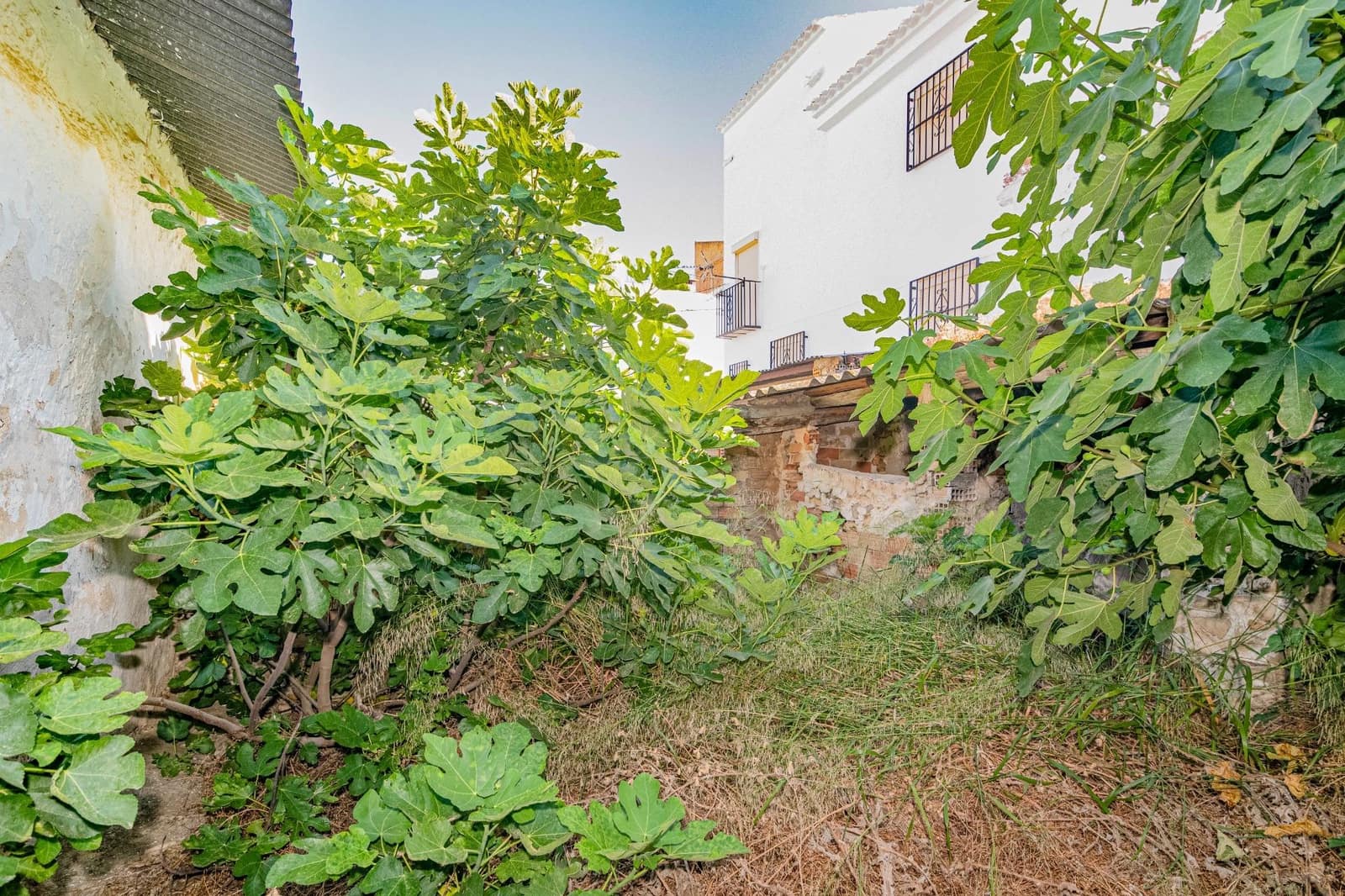 3 soveværelse Byhus til salg i Loja - € 8.900 (Ref: 9118911)