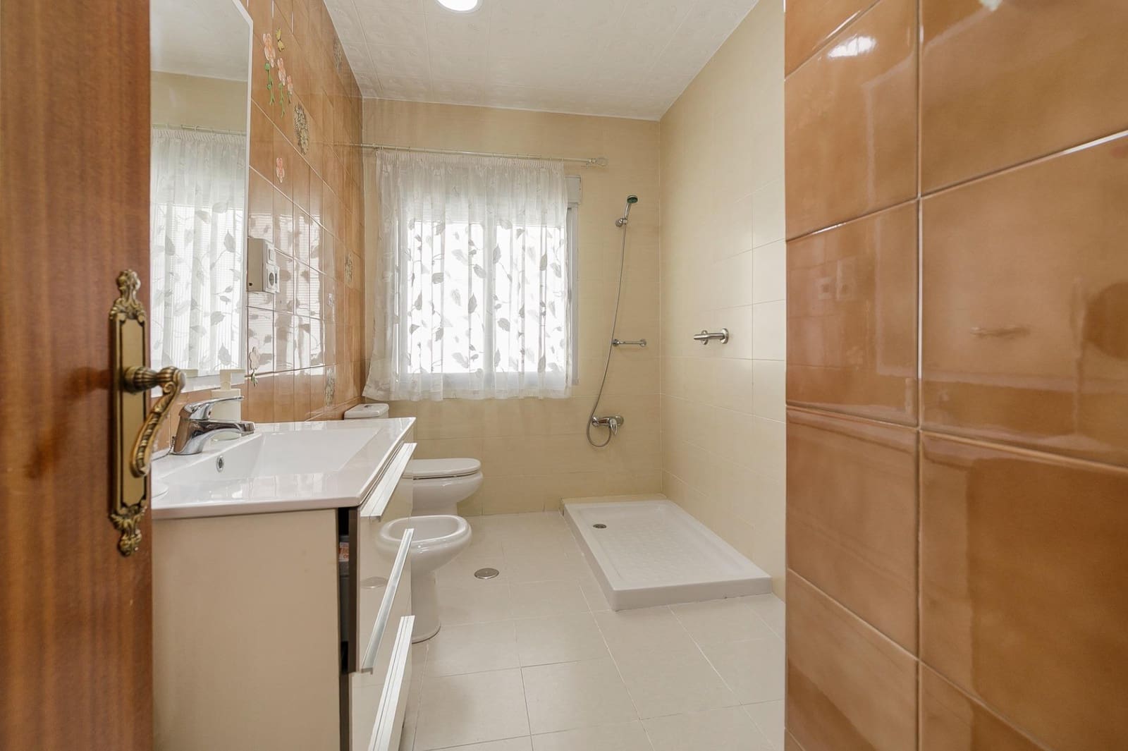 4 sovrum Radhus till salu i Maracena med garage - 250 000 € (Ref: 9118915)