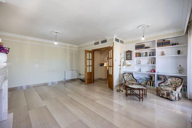 4 soveværelse Villa til salg i Carretera de la Sierra, Granada by med swimmingpool - € 697.000 (Ref: 9118920)