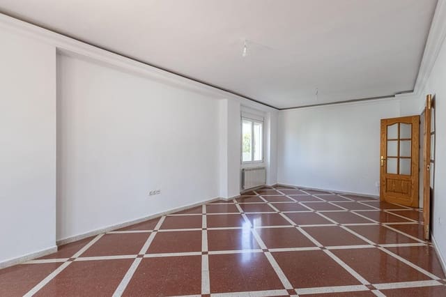 4 soveværelse Villa til salg i Peligros med swimmingpool garage - € 430.000 (Ref: 9118921)