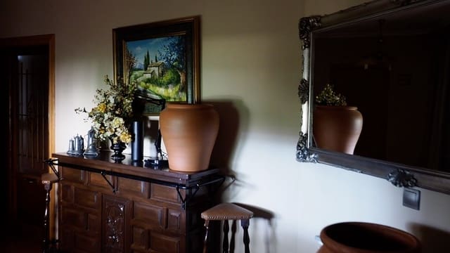 10 bedroom Hotel for sale in Torres with pool - € 580,000 (Ref: 9126886)