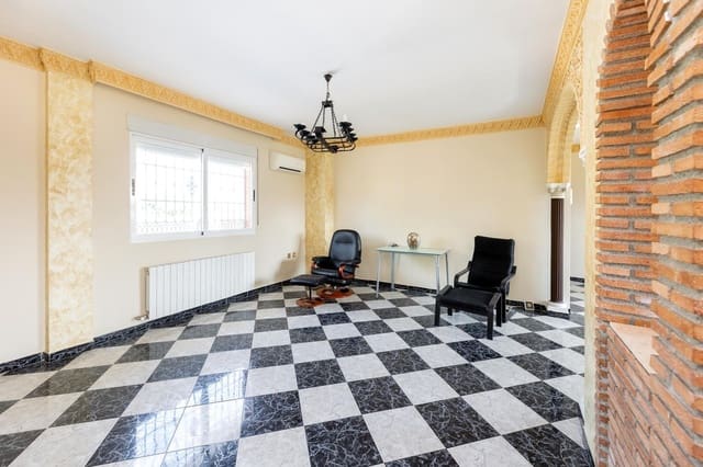 4 sypialnia Willa na sprzedaż w Ogíjares z basenem garażem - 375 000 € (Ref: 9126888)