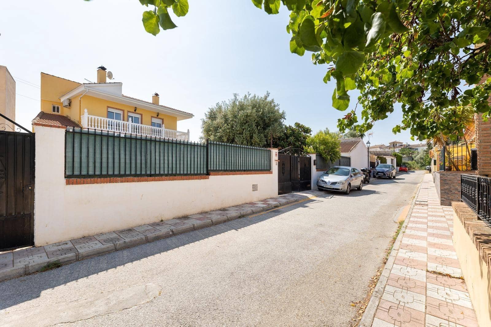 4 soverom Villa til salgs i Ogijares med svømmebasseng garasje - € 375 000 (Ref: 9126888)