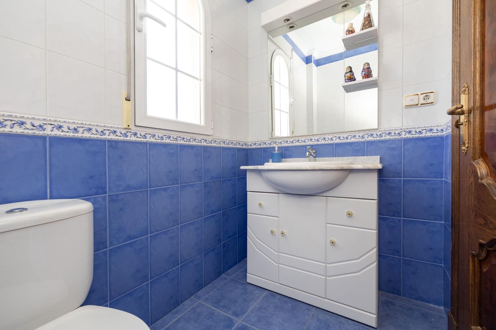 8 soveværelse Villa til salg i Monachil med swimmingpool garage - € 490.000 (Ref: 9132594)