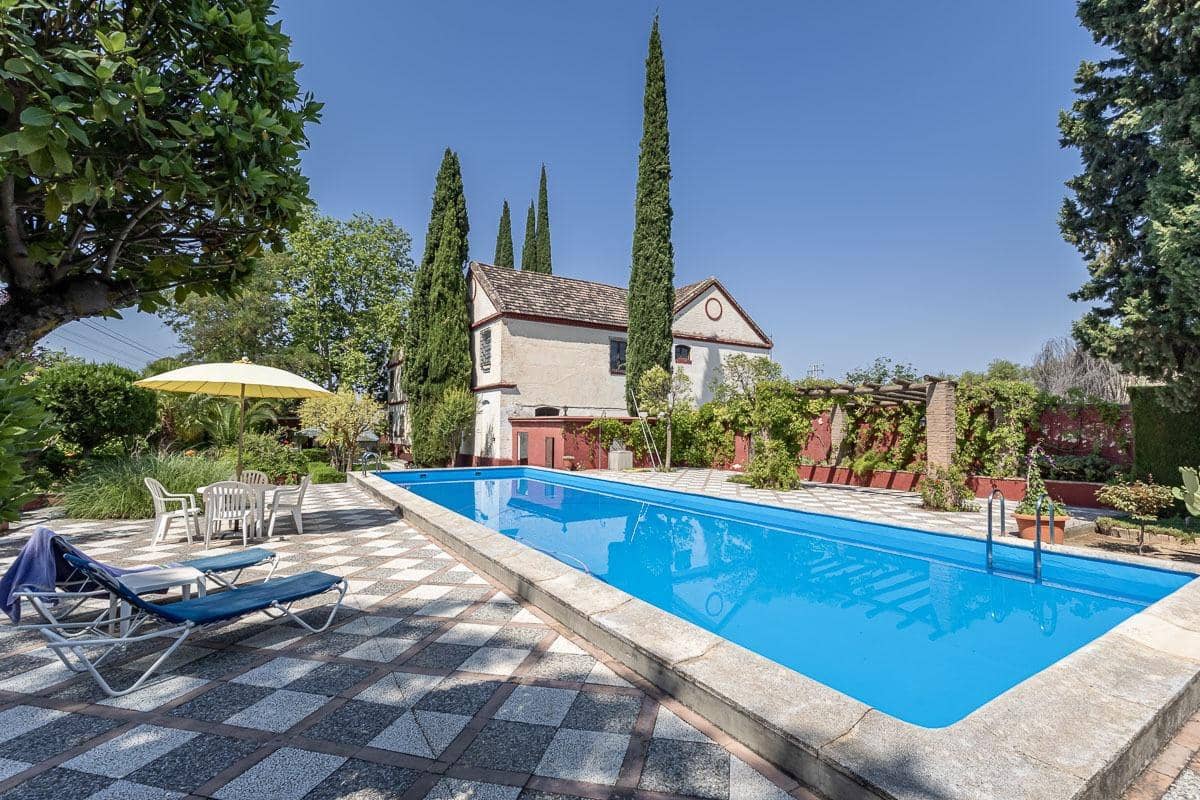 10 soveværelse Finca/Landehus til salg i Granada by - € 675.000 (Ref: 9132596)