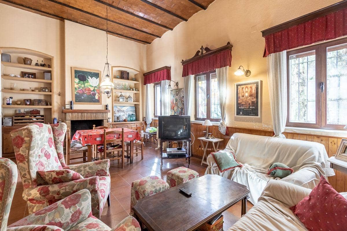 10 soveværelse Finca/Landehus til salg i Granada by - € 675.000 (Ref: 9132596)