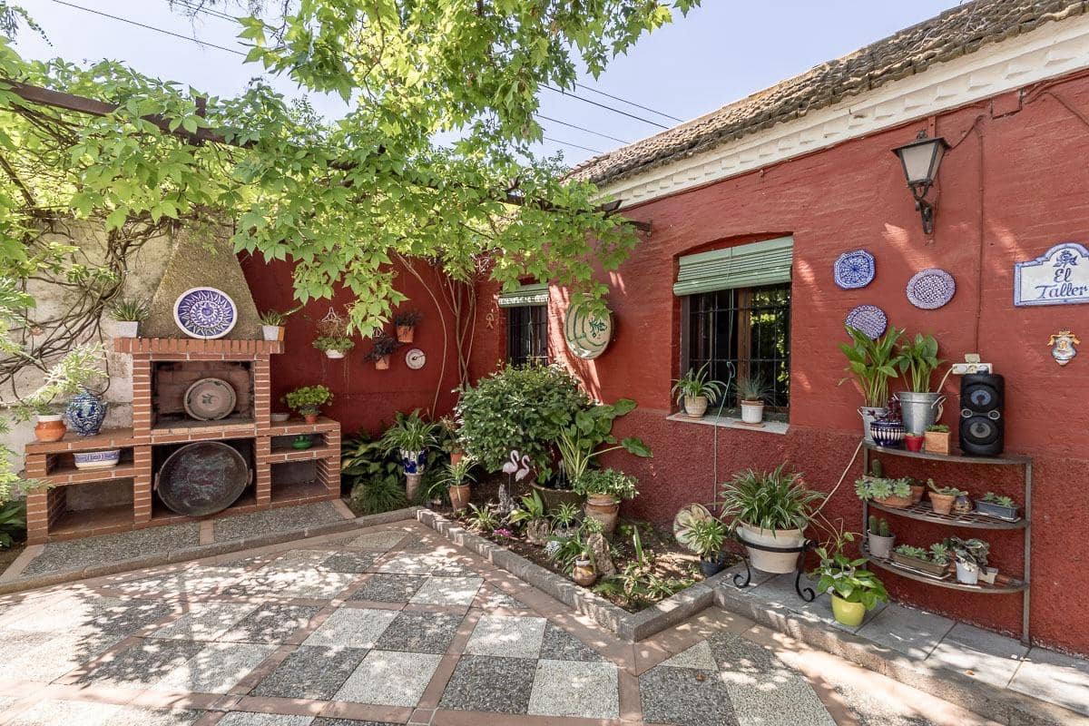 10 soveværelse Finca/Landehus til salg i Granada by - € 675.000 (Ref: 9132596)