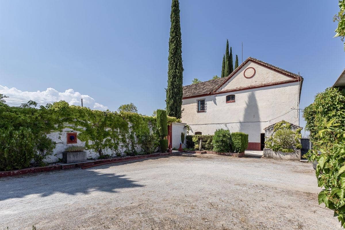 10 soveværelse Finca/Landehus til salg i Granada by - € 675.000 (Ref: 9132596)