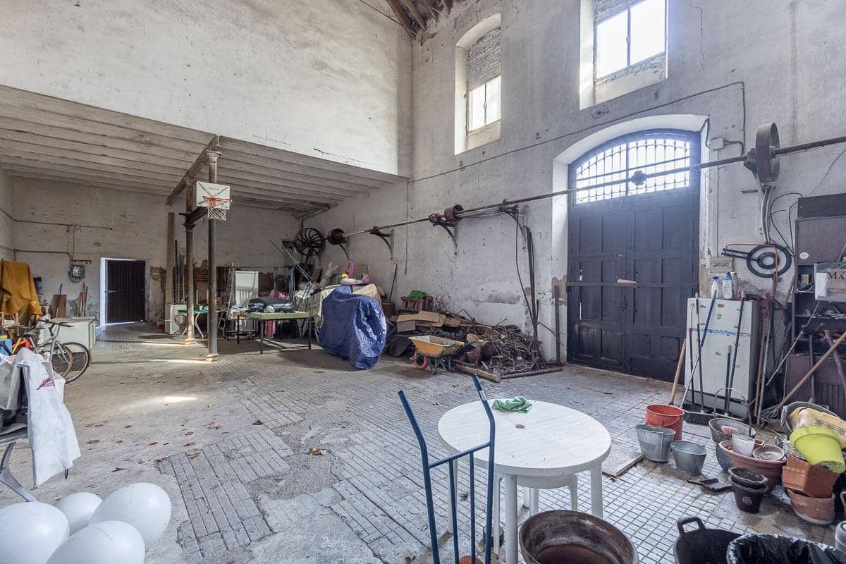 10 soveværelse Finca/Landehus til salg i Granada by - € 675.000 (Ref: 9132596)