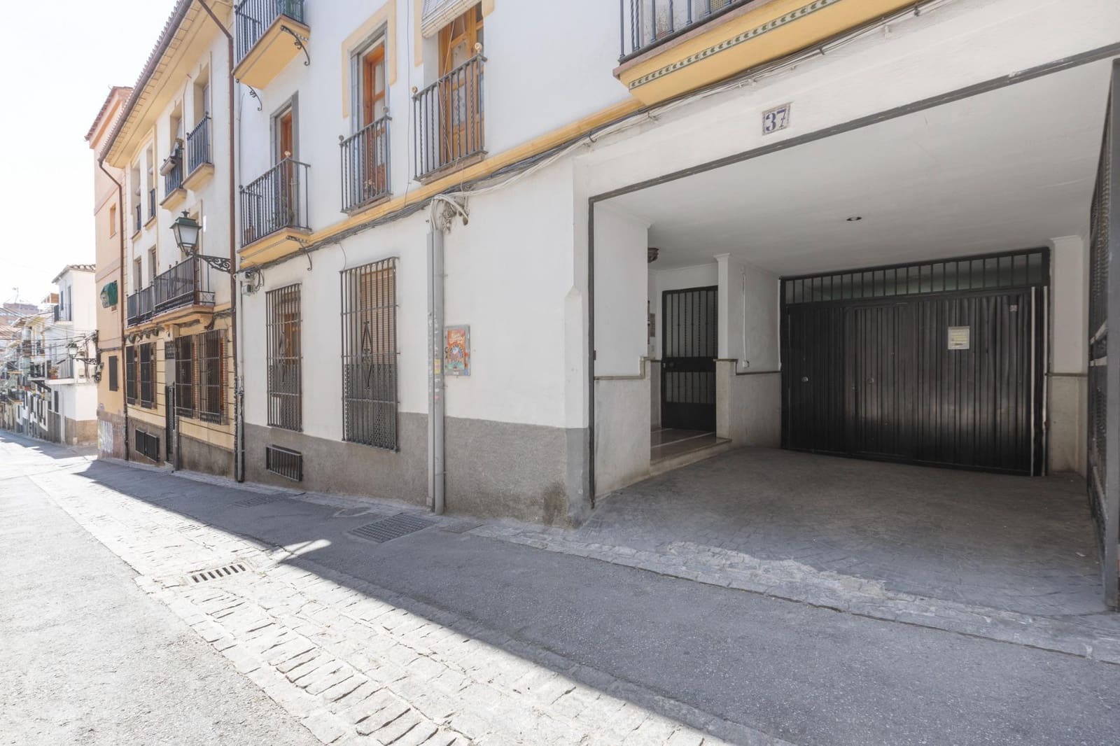 1 chambre Appartement à vendre à Grenade ville avec garage - 183 000 € (Ref: 9137342)