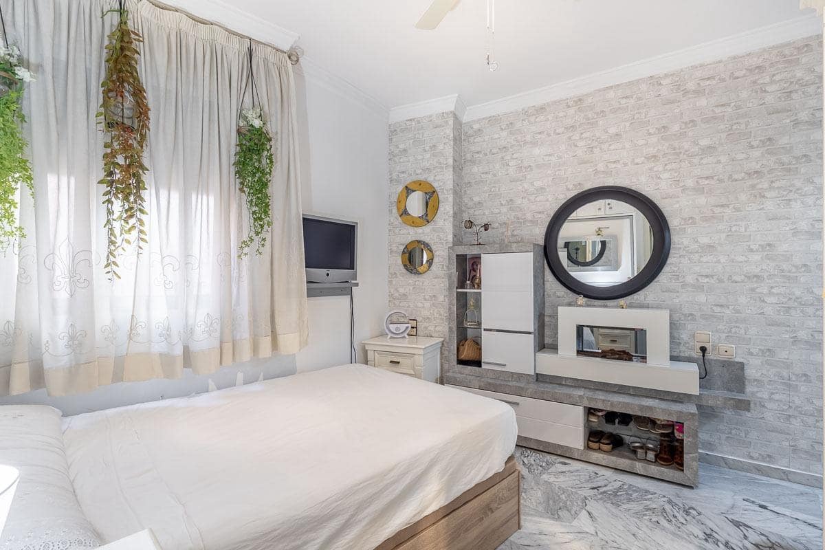 3 quarto Apartamento para venda em Granada cidade - 349 000 € (Ref: 9137343)