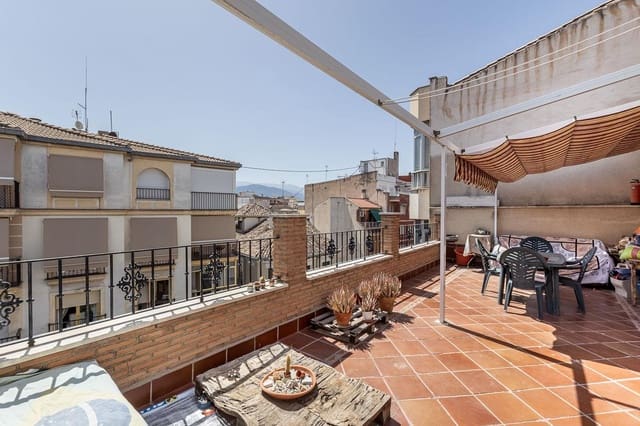 4 Zimmer Penthouse zu verkaufen in Granada Stadt - 379.000 € (Ref: 9141774)