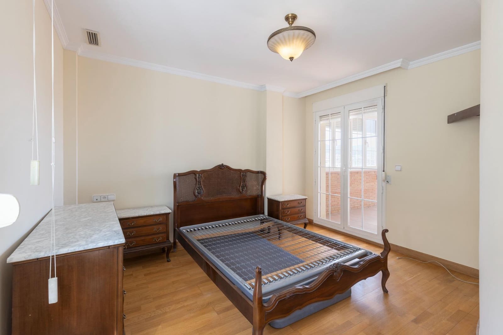 Adosado de 4 habitaciones en Granada ciudad en venta con piscina garaje - 565.000 € (Ref: 9141779)