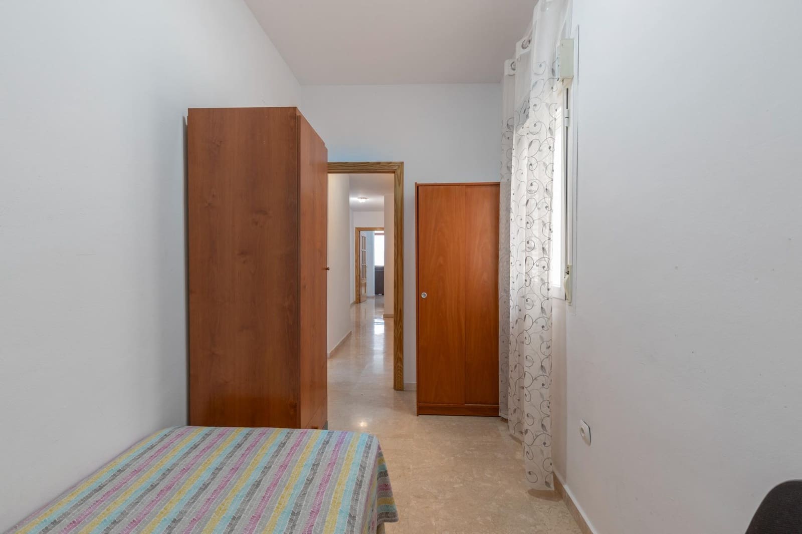 2 soveværelse Lejlighed til salg i Granada by - € 275.000 (Ref: 9143145)