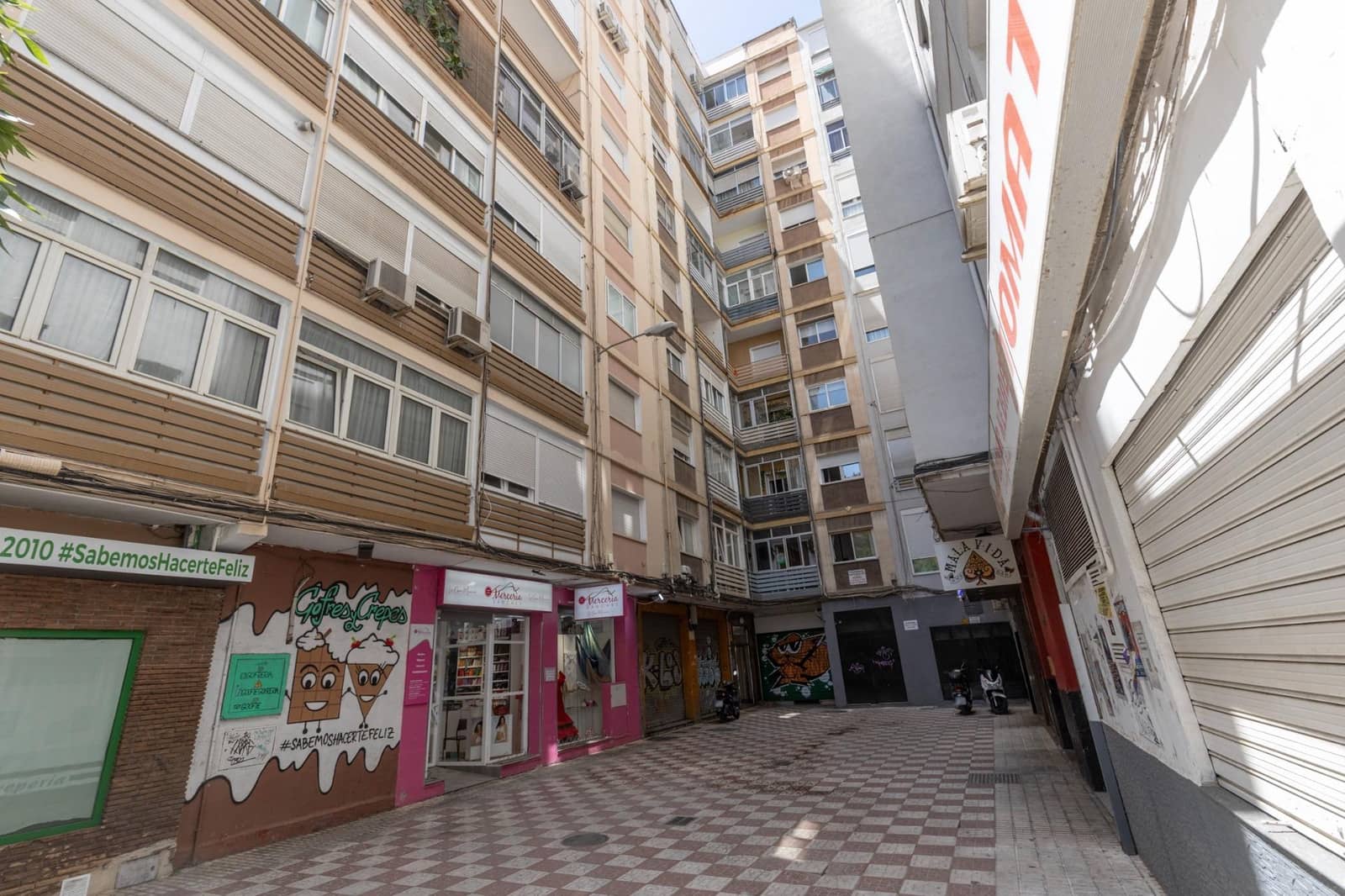 3 Zimmer Wohnung zu verkaufen in Granada Stadt - 349.000 € (Ref: 9143147)