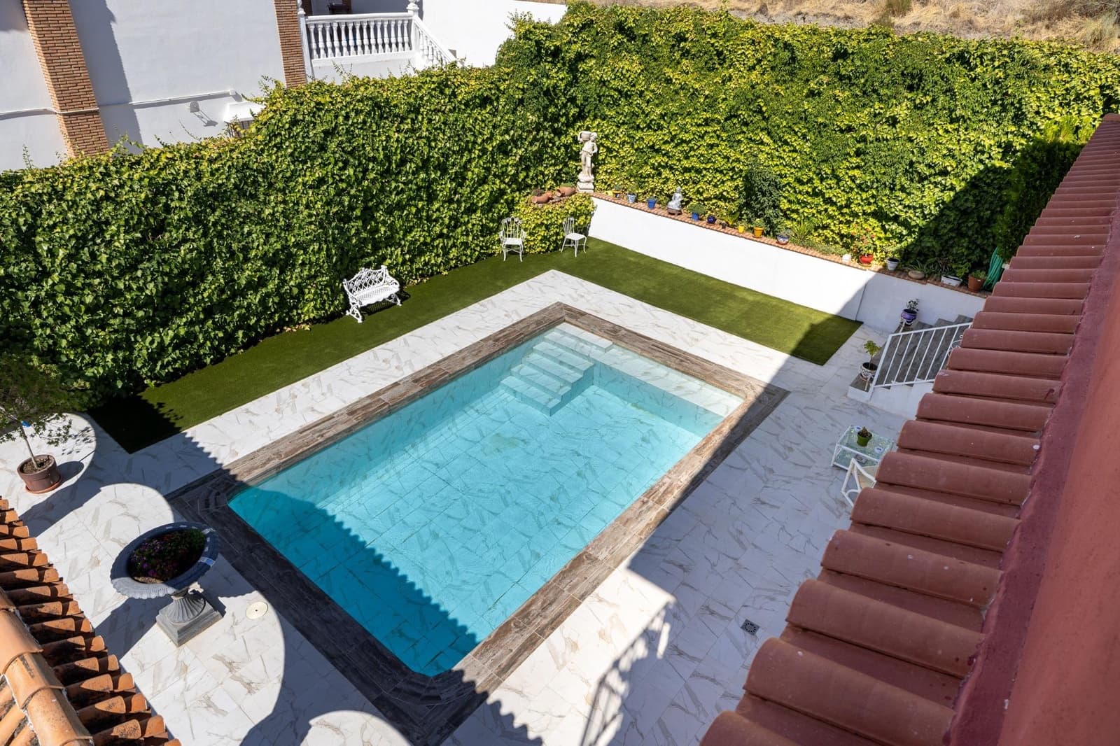 4 sypialnia Willa na sprzedaż w Pinos Genil z basenem - 420 000 € (Ref: 9143149)