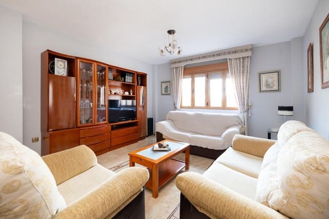 5 soveværelse Villa til salg i Vegas del Genil med garage - € 225.000 (Ref: 9145731)