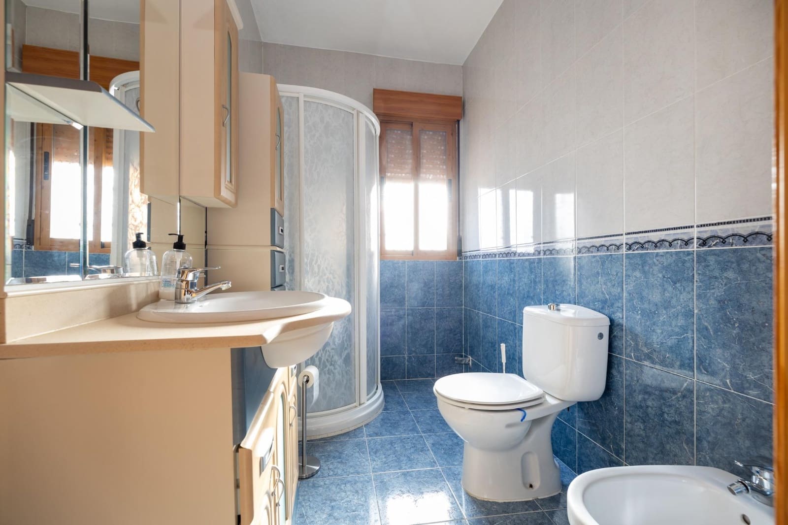 5 soverom Villa til salgs i Vegas del Genil med garasje - € 225 000 (Ref: 9145731)