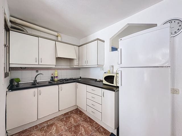 1 soverom Leilighet til salgs i Roquetas de Mar med svømmebasseng - € 195 000 (Ref: 9147382)