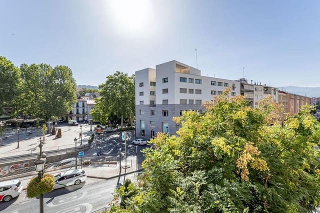 3 soveværelse Lejlighed til salg i Centro, Granada by - € 615.000 (Ref: 9149524)