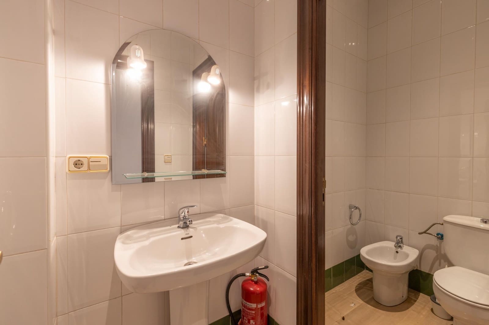 Flat te koop in Granada stad - € 1.350.000 (Ref: 9154303)