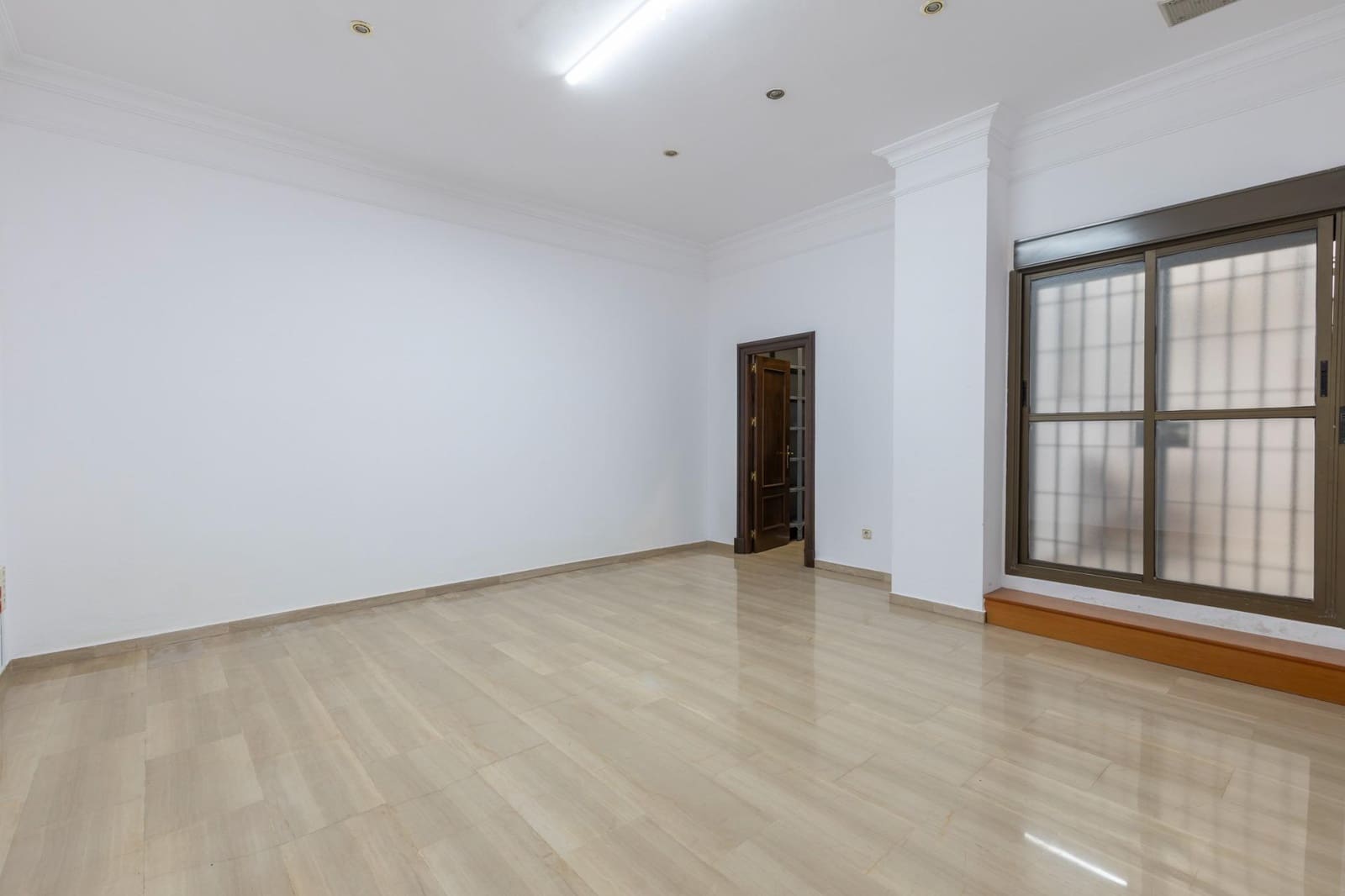 Flat te koop in Granada stad - € 1.350.000 (Ref: 9154303)