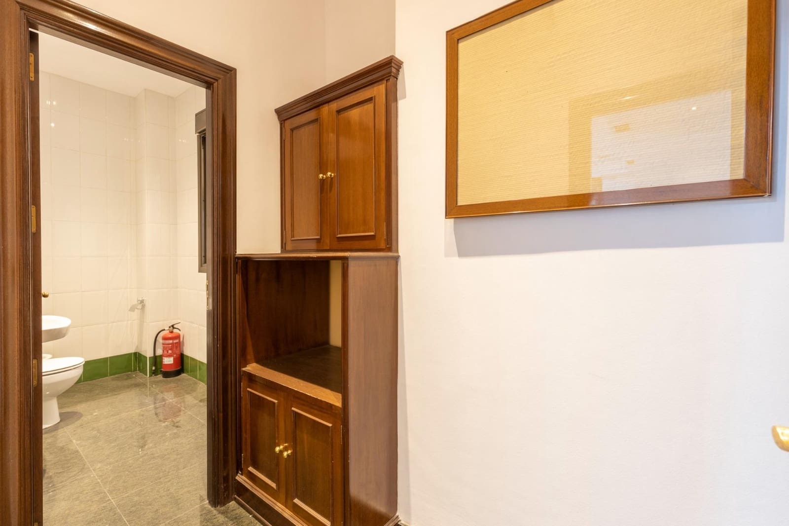Flat te koop in Granada stad - € 1.350.000 (Ref: 9154303)